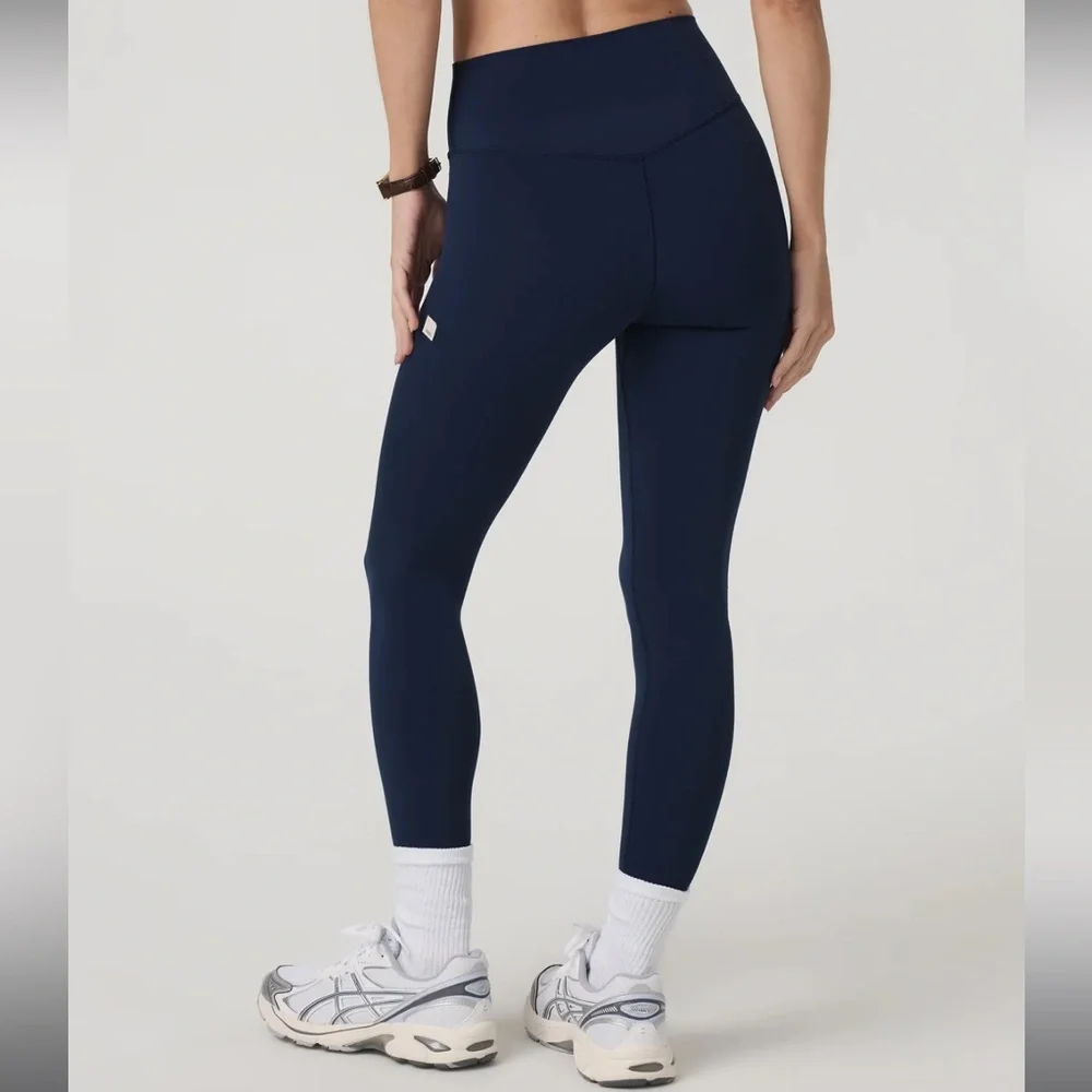 Vuori AllTheForm Legging Blue Coast XS NWT High Rise Sold Out $110 - Picture 2 of 9